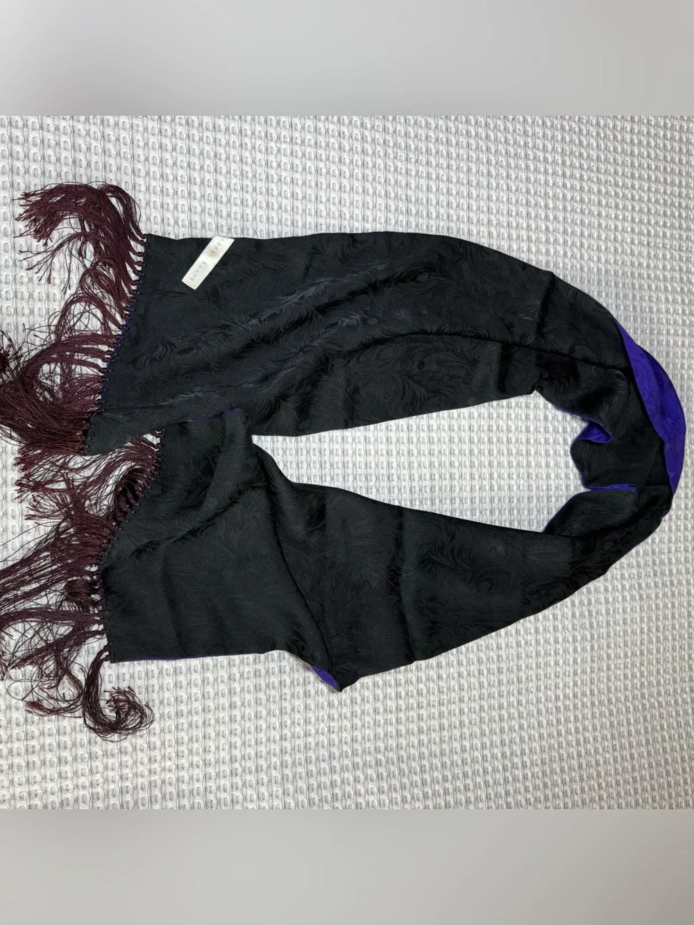 Perry Ellis Vintage 100% Silk Scarf Wrap Stole Grannycore Black Purple Oblong